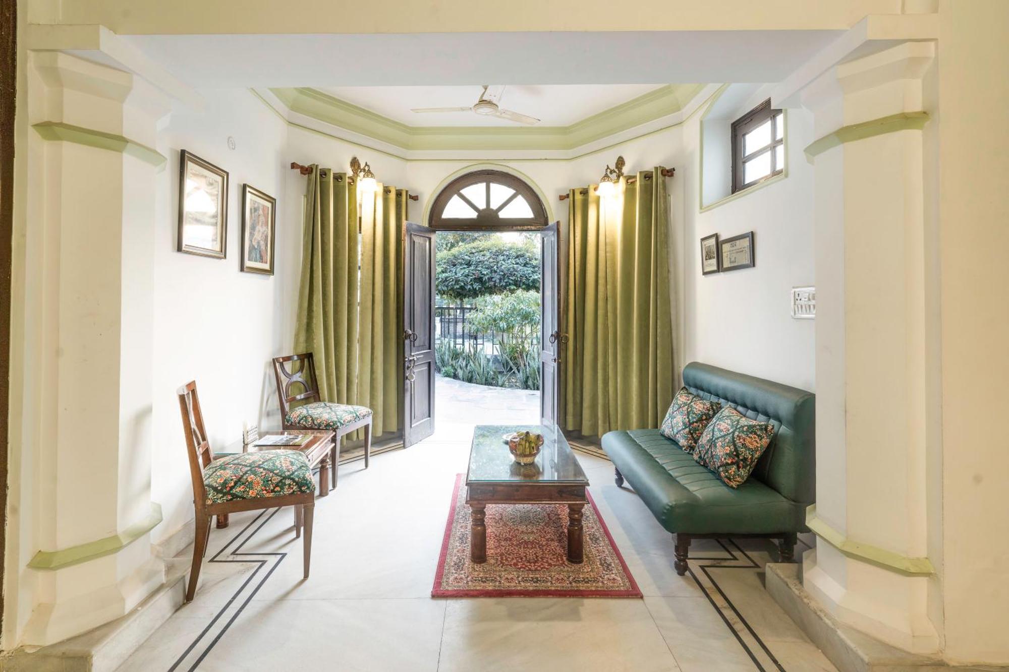 A Mansion Hotel Kashipur Exterior photo